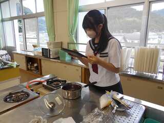 s-DSCN1090.jpg